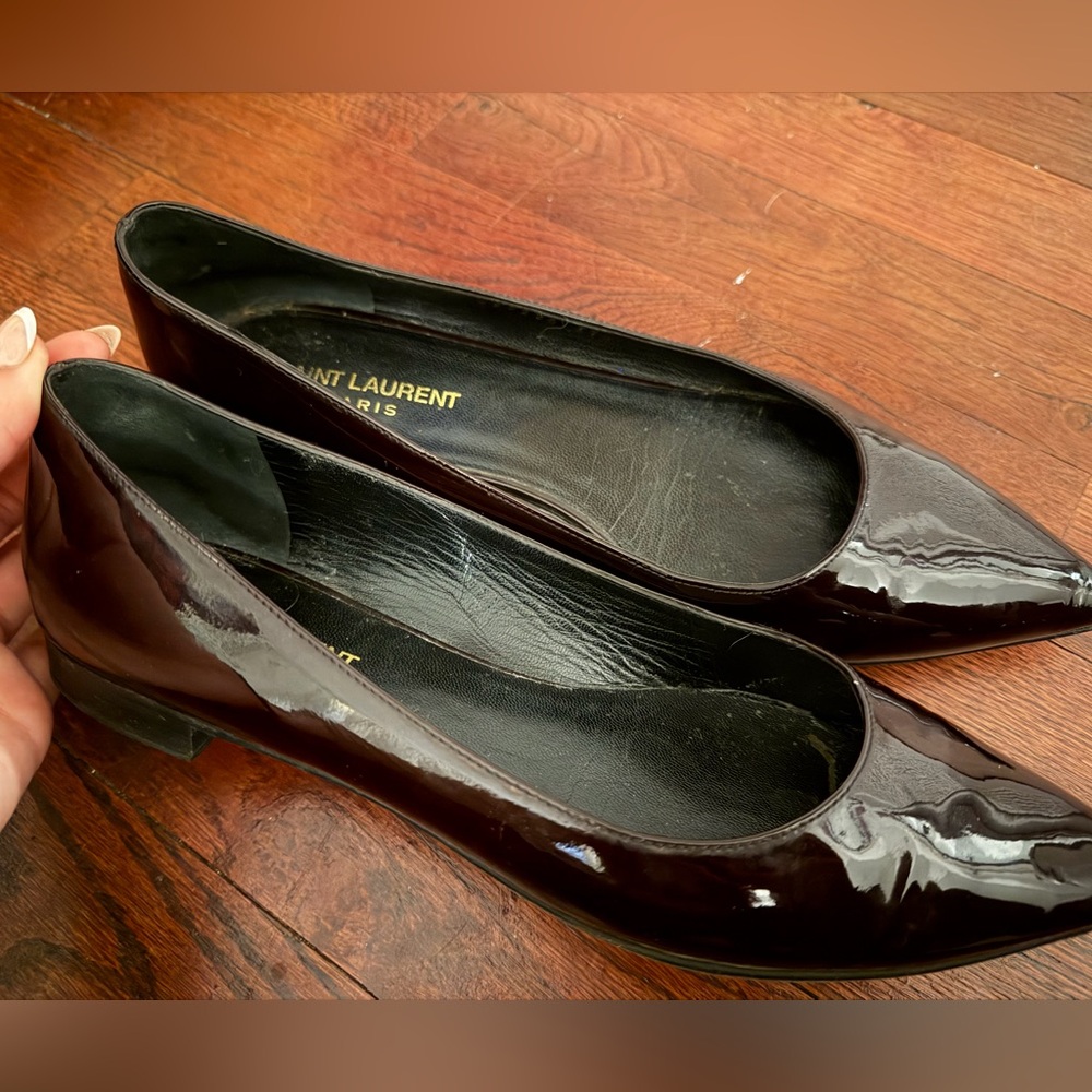 Saint Laurent Burgundy Pointed Flats - Picture 5 of 6
